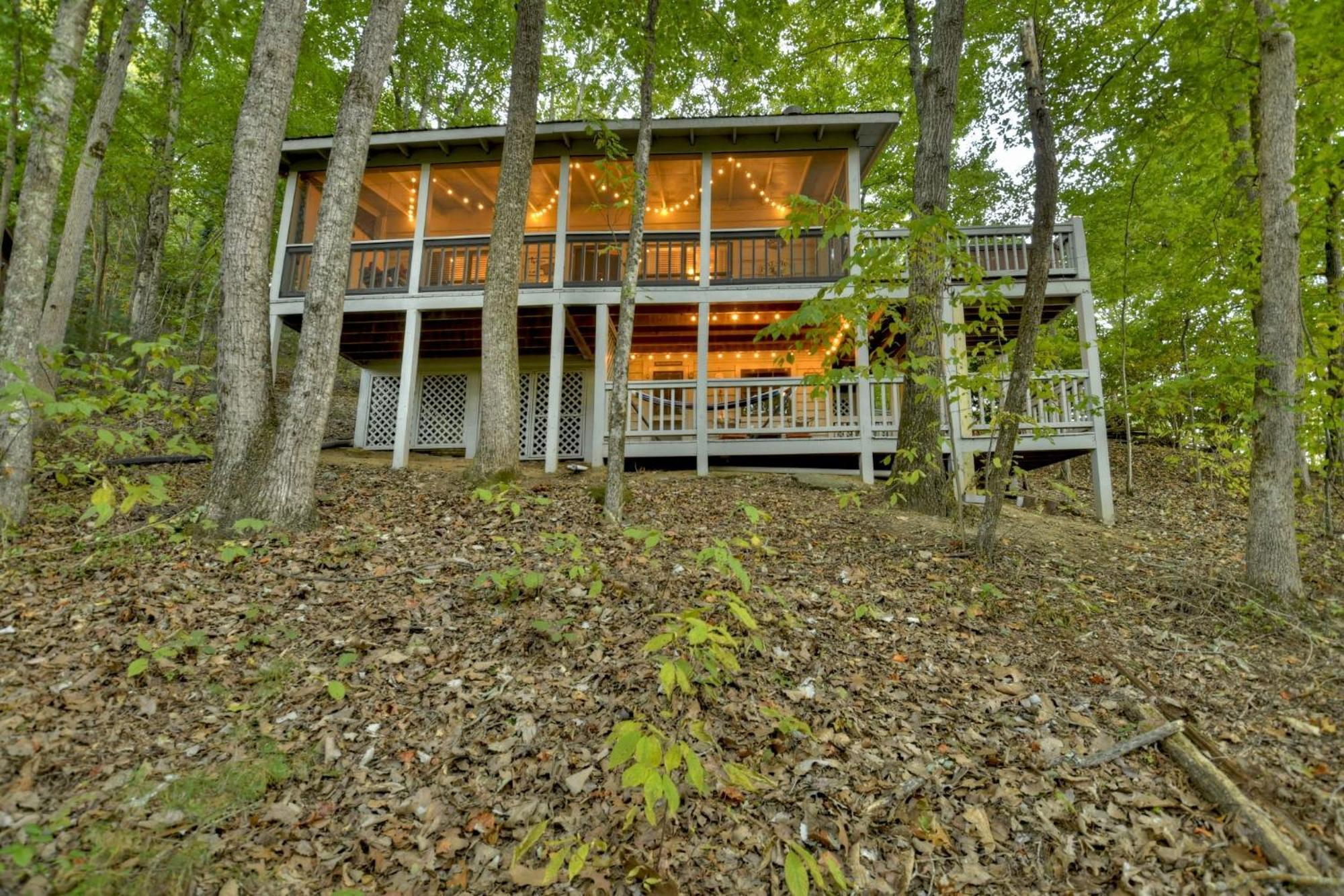 Hygge Haus Rustic Charm Cozy Beds And A Serene Location Ellijay Exterior foto