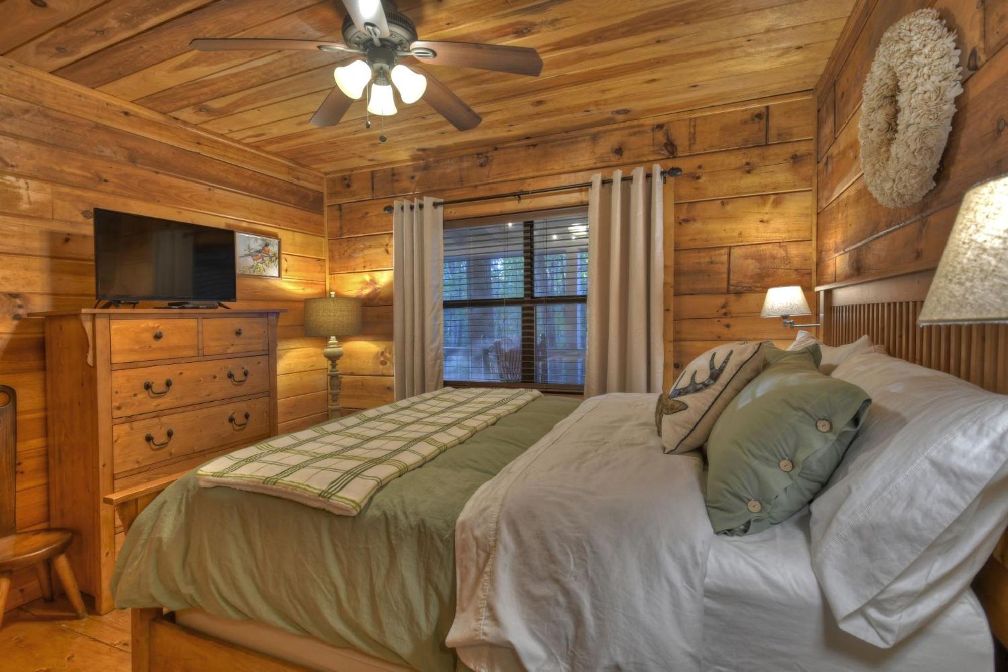 Hygge Haus Rustic Charm Cozy Beds And A Serene Location Ellijay Exterior foto